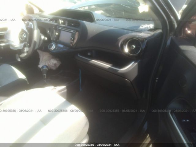 Photo 4 VIN: JTDKDTB39G1120941 - TOYOTA PRIUS C 