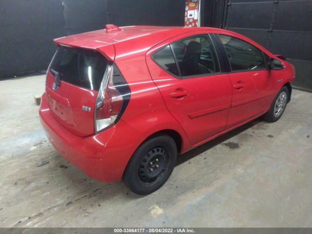 Photo 3 VIN: JTDKDTB39G1122947 - TOYOTA PRIUS C 