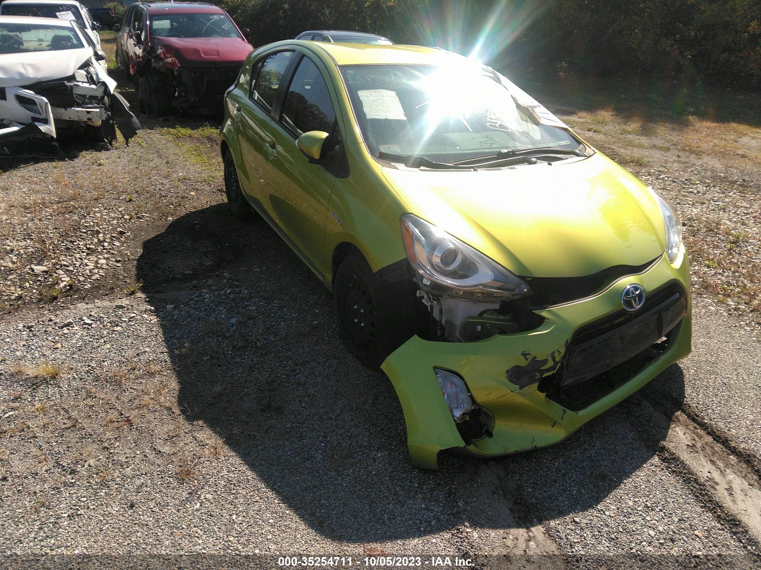 Photo 11 VIN: JTDKDTB39G1123306 - TOYOTA PRIUS C 