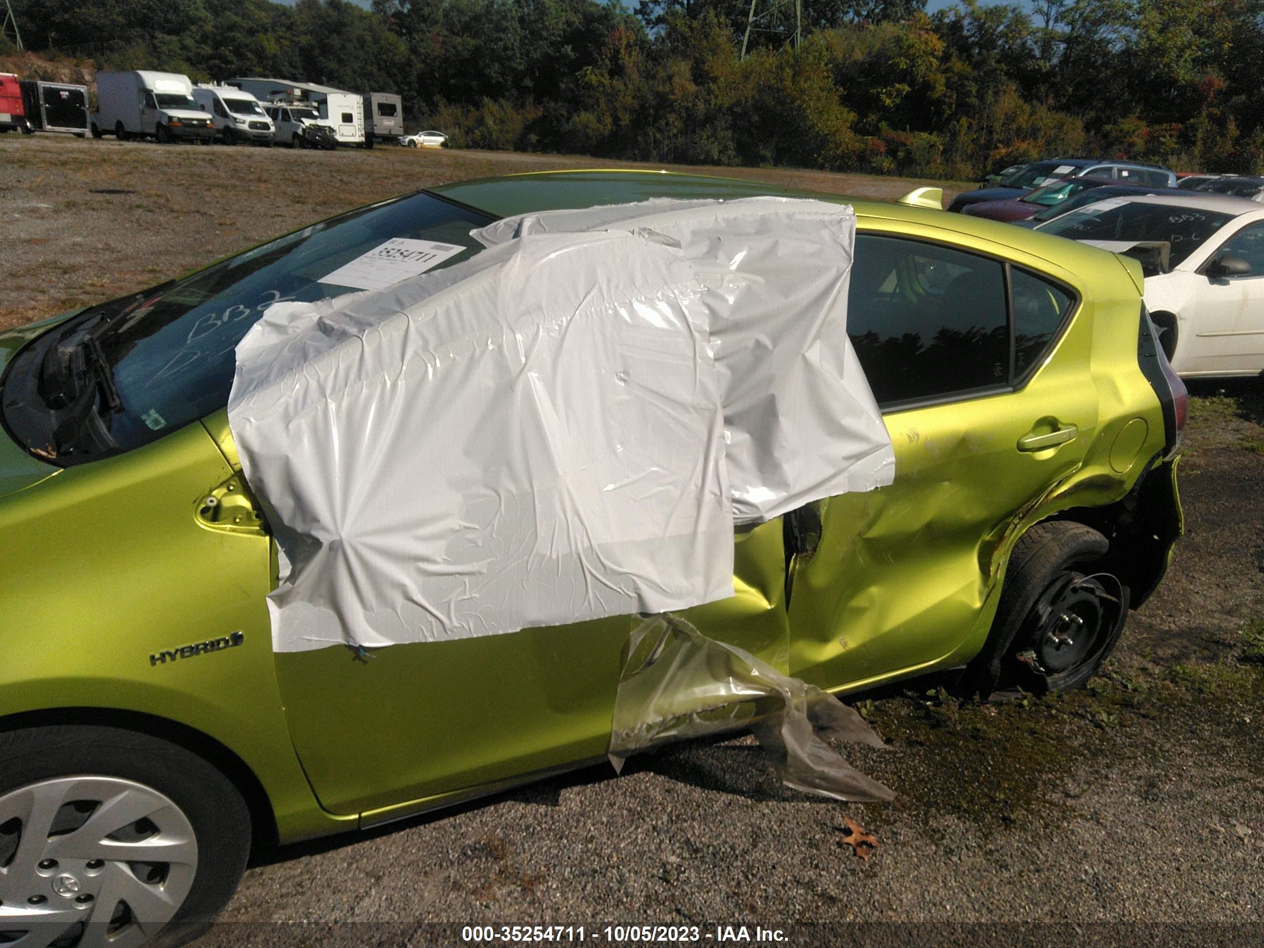 Photo 5 VIN: JTDKDTB39G1123306 - TOYOTA PRIUS C 