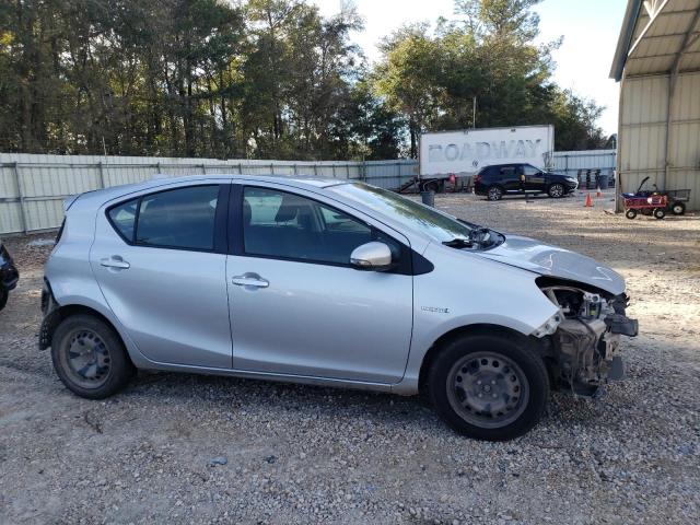 Photo 3 VIN: JTDKDTB39G1123614 - TOYOTA PRIUS C 