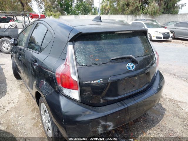 Photo 2 VIN: JTDKDTB39G1124908 - TOYOTA PRIUS C 