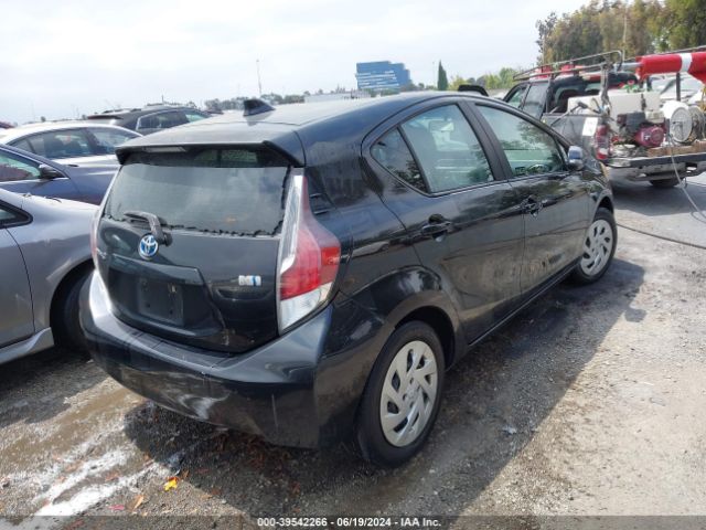 Photo 3 VIN: JTDKDTB39G1124908 - TOYOTA PRIUS C 