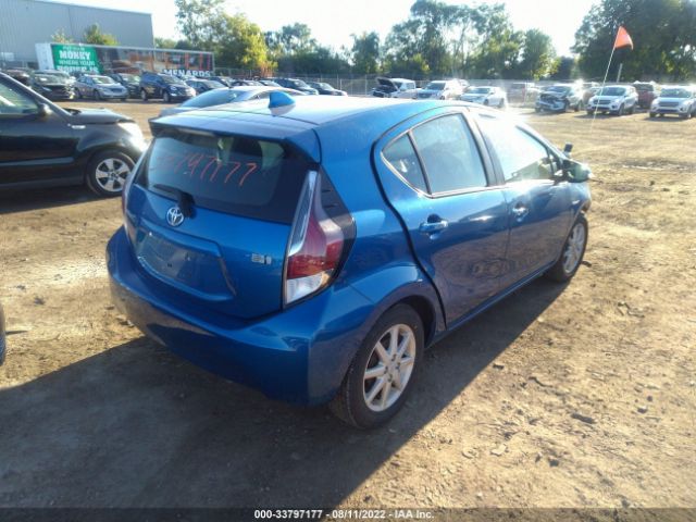 Photo 3 VIN: JTDKDTB39G1134015 - TOYOTA PRIUS C 