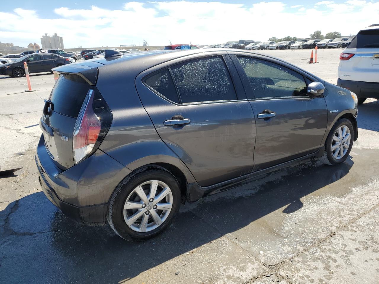 Photo 2 VIN: JTDKDTB39H1593109 - TOYOTA PRIUS 