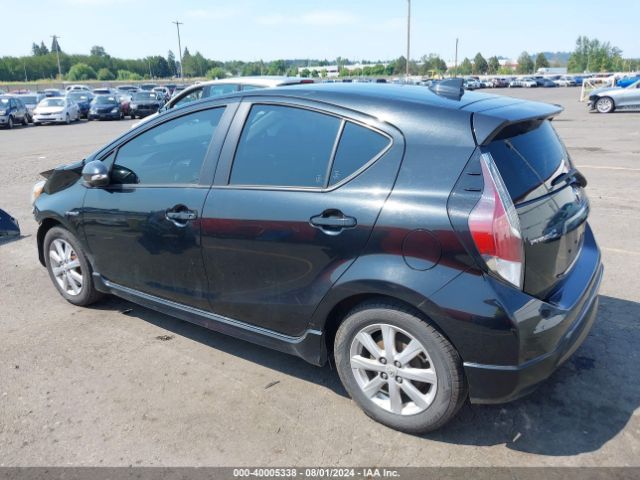 Photo 2 VIN: JTDKDTB39H1595992 - TOYOTA PRIUS C 