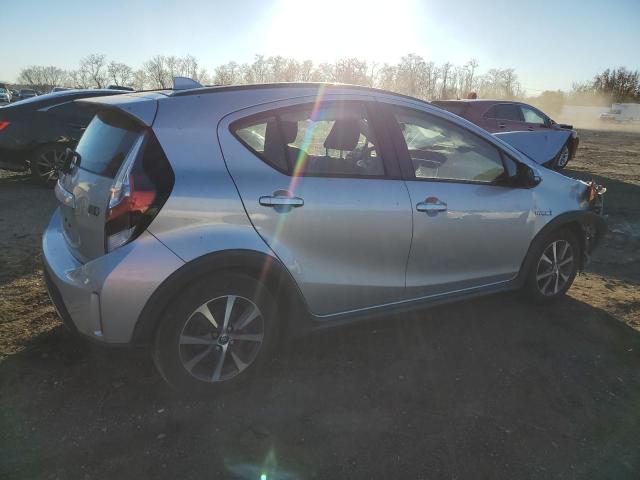 Photo 2 VIN: JTDKDTB39J1603935 - TOYOTA PRIUS C 