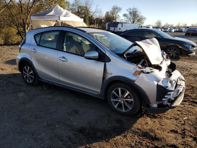 Photo 3 VIN: JTDKDTB39J1603935 - TOYOTA PRIUS C 