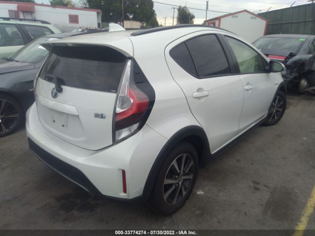 Photo 3 VIN: JTDKDTB39J1613431 - TOYOTA PRIUS C 