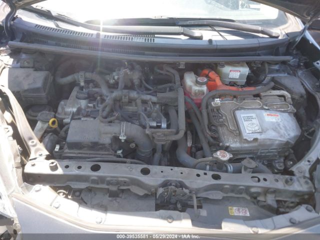 Photo 9 VIN: JTDKDTB39K1623975 - TOYOTA PRIUS C 