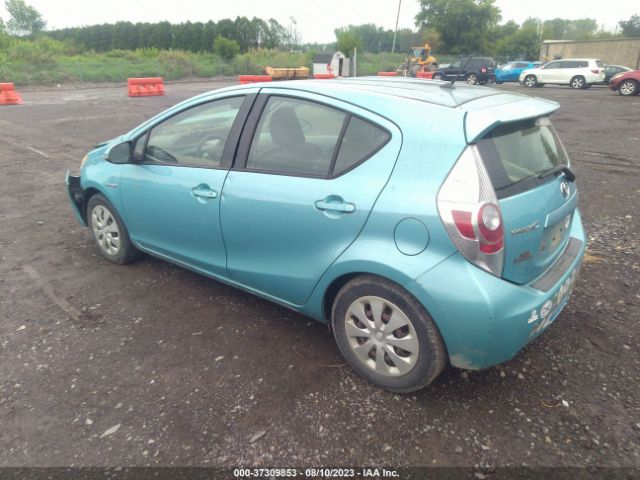 Photo 2 VIN: JTDKDTB3XC1005985 - TOYOTA PRIUS C 