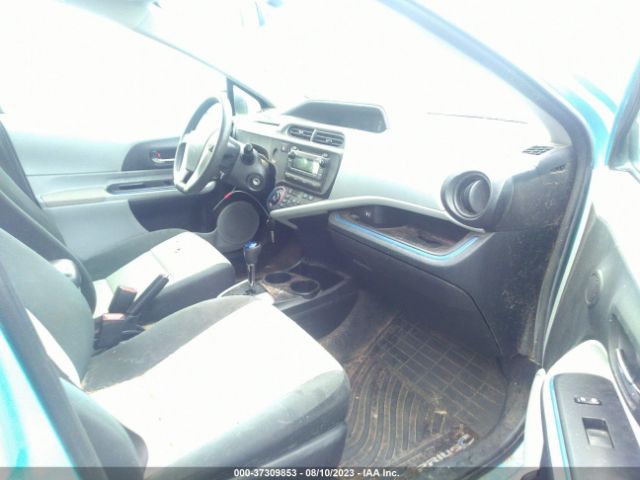 Photo 4 VIN: JTDKDTB3XC1005985 - TOYOTA PRIUS C 