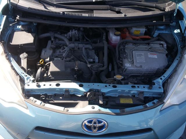 Photo 6 VIN: JTDKDTB3XC1008210 - TOYOTA PRIUS C 