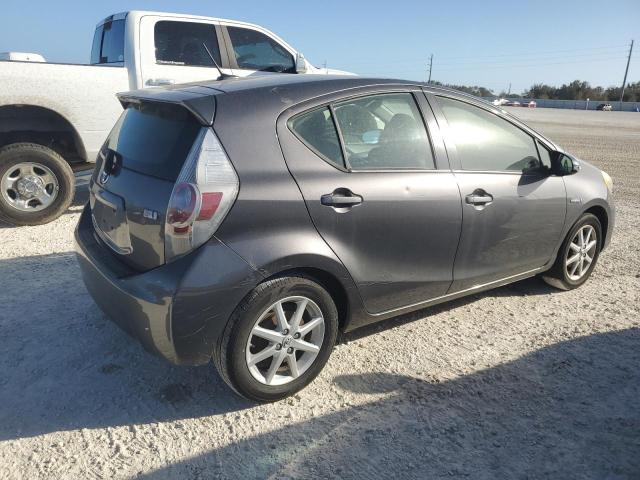 Photo 2 VIN: JTDKDTB3XC1010894 - TOYOTA PRIUS C 