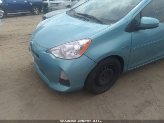 Photo 5 VIN: JTDKDTB3XC1016615 - TOYOTA PRIUS C 