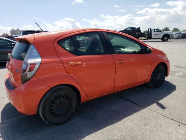 Photo 2 VIN: JTDKDTB3XC1017831 - TOYOTA PRIUS C 