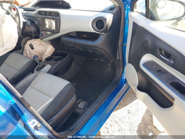 Photo 4 VIN: JTDKDTB3XC1022382 - TOYOTA PRIUS C 