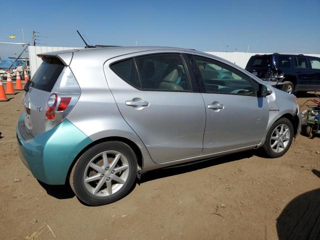 Photo 2 VIN: JTDKDTB3XC1023130 - TOYOTA PRIUS C 