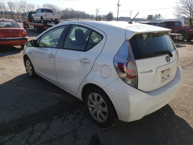 Photo 2 VIN: JTDKDTB3XC1505788 - TOYOTA PRIUS C 