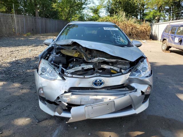 Photo 4 VIN: JTDKDTB3XC1526818 - TOYOTA PRIUS C 