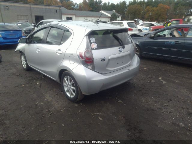 Photo 2 VIN: JTDKDTB3XD1034842 - TOYOTA PRIUS C 