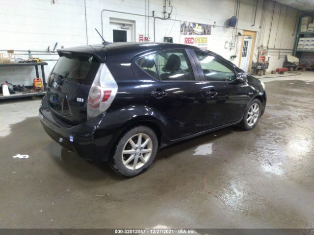 Photo 3 VIN: JTDKDTB3XD1042584 - TOYOTA PRIUS C 