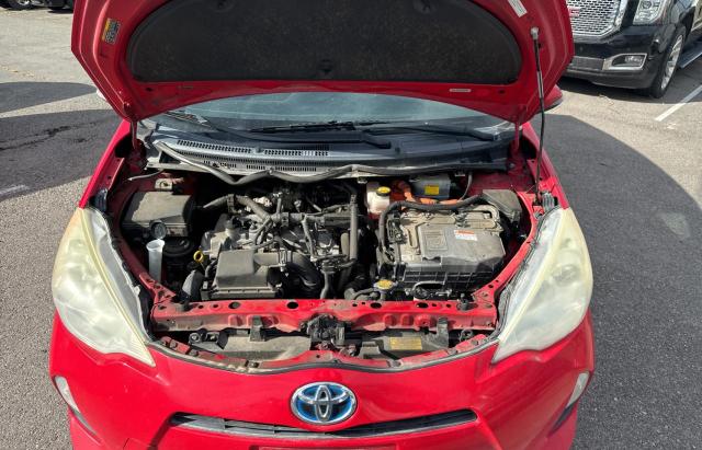 Photo 6 VIN: JTDKDTB3XD1528702 - TOYOTA PRIUS C 