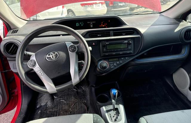 Photo 8 VIN: JTDKDTB3XD1528702 - TOYOTA PRIUS C 