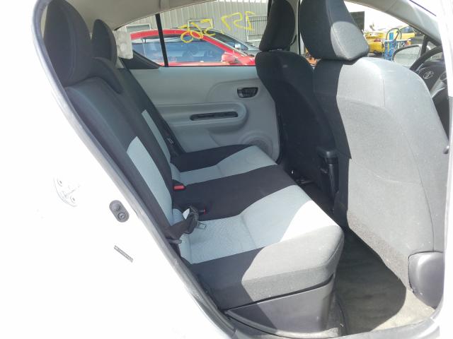 Photo 5 VIN: JTDKDTB3XD1529185 - TOYOTA PRIUS C 