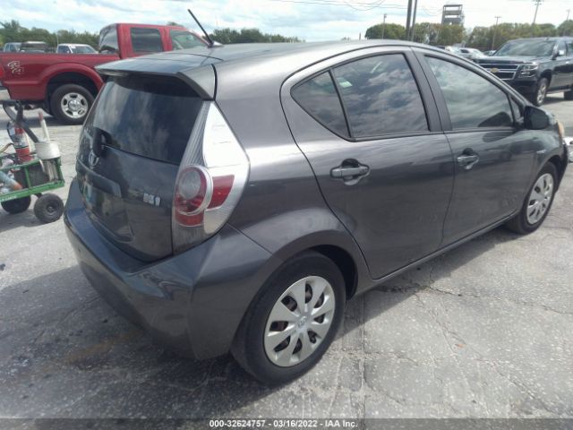 Photo 3 VIN: JTDKDTB3XD1531602 - TOYOTA PRIUS C 