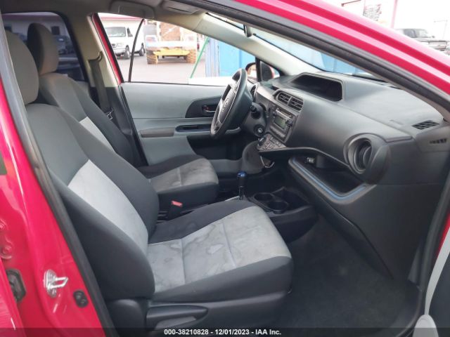 Photo 4 VIN: JTDKDTB3XD1543488 - TOYOTA PRIUS C 