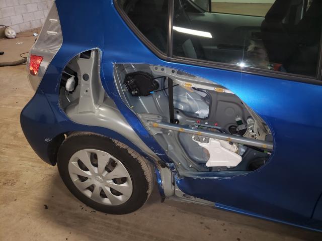 Photo 8 VIN: JTDKDTB3XD1547508 - TOYOTA PRIUS C 