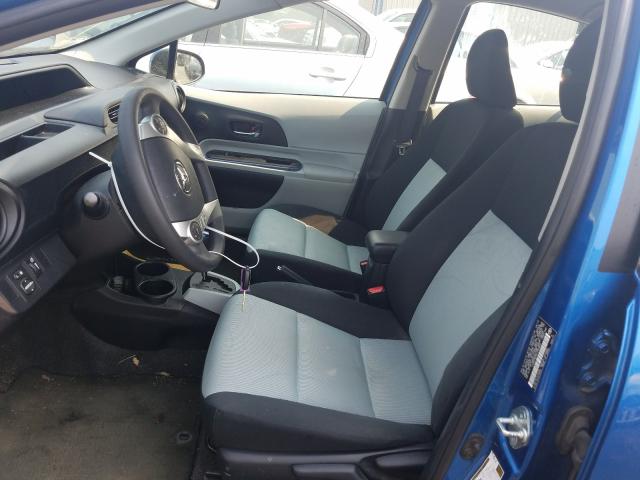 Photo 4 VIN: JTDKDTB3XD1552806 - TOYOTA PRIUS C 