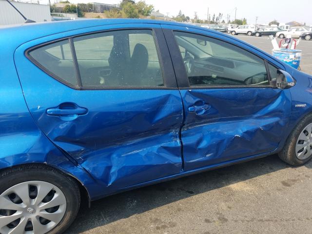 Photo 8 VIN: JTDKDTB3XD1552806 - TOYOTA PRIUS C 