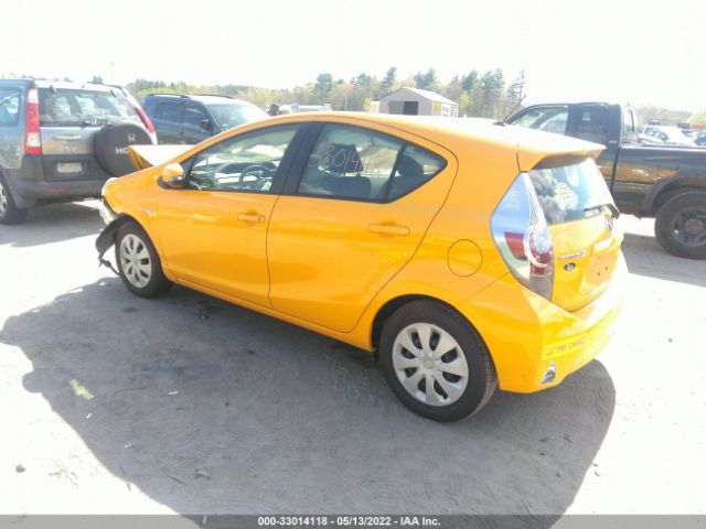 Photo 2 VIN: JTDKDTB3XE1070712 - TOYOTA PRIUS C 