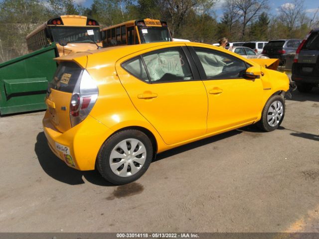 Photo 3 VIN: JTDKDTB3XE1070712 - TOYOTA PRIUS C 