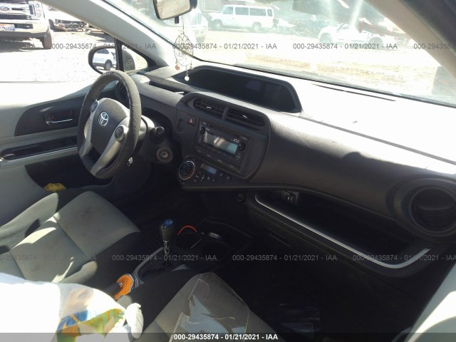 Photo 4 VIN: JTDKDTB3XE1075280 - TOYOTA PRIUS C 