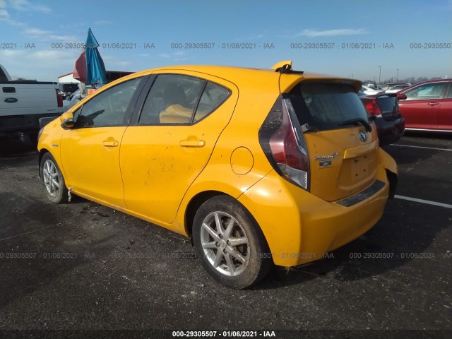 Photo 2 VIN: JTDKDTB3XF1087852 - TOYOTA PRIUS C 