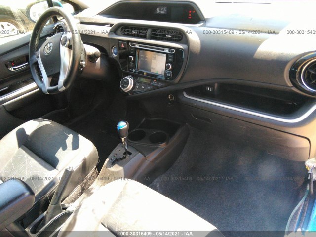 Photo 4 VIN: JTDKDTB3XF1095997 - TOYOTA PRIUS C 