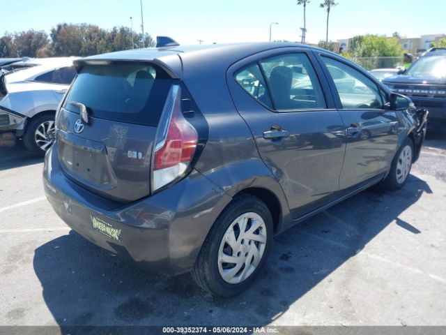 Photo 3 VIN: JTDKDTB3XF1097510 - TOYOTA PRIUS C 