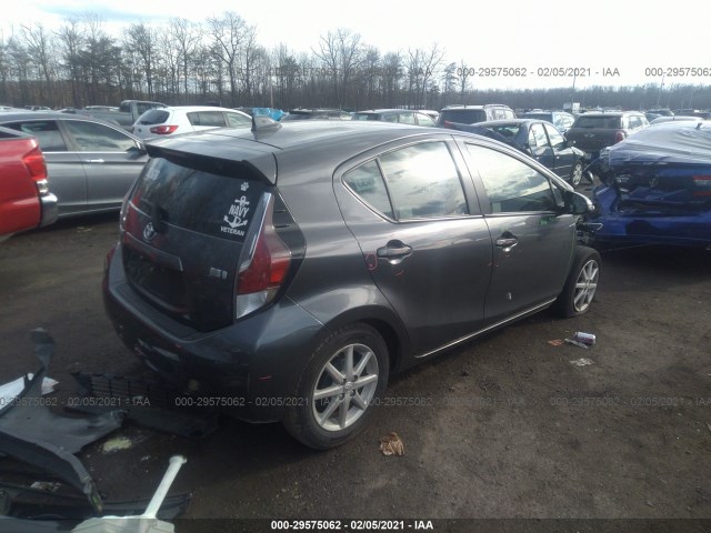 Photo 3 VIN: JTDKDTB3XF1107453 - TOYOTA PRIUS C 