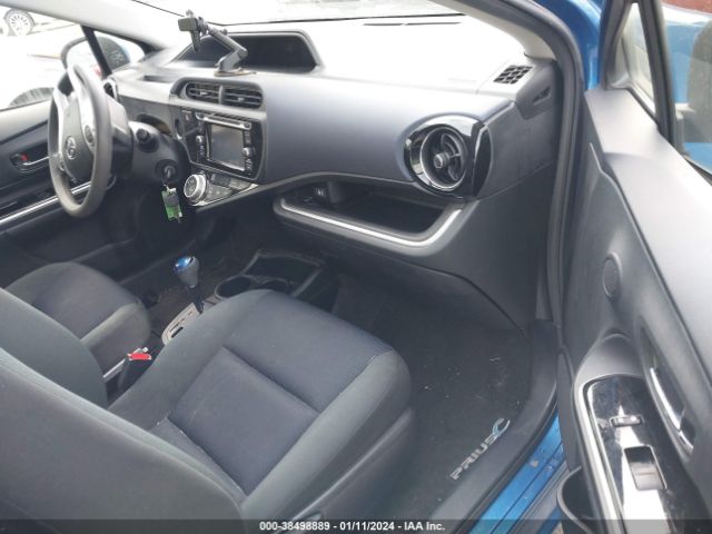 Photo 4 VIN: JTDKDTB3XF1108697 - TOYOTA PRIUS C 