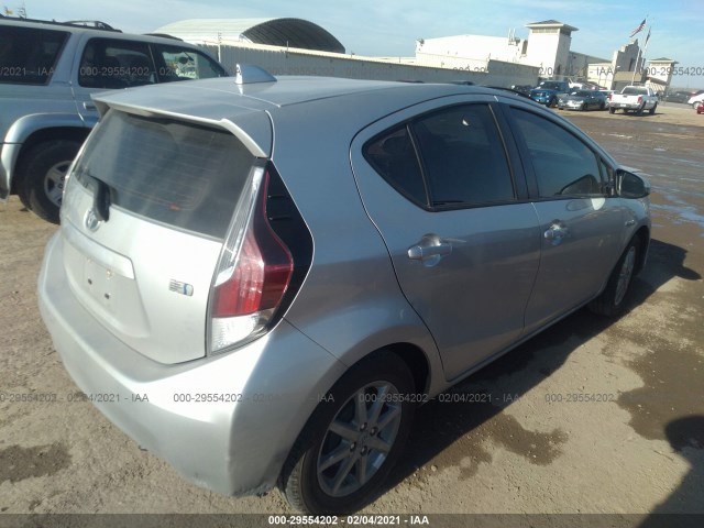 Photo 3 VIN: JTDKDTB3XF1575702 - TOYOTA PRIUS C 