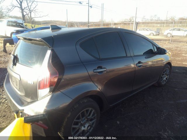 Photo 3 VIN: JTDKDTB3XF1583296 - TOYOTA PRIUS C 