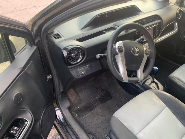 Photo 4 VIN: JTDKDTB3XG1119247 - TOYOTA PRIUS C 