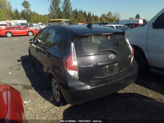 Photo 2 VIN: JTDKDTB3XG1120835 - TOYOTA PRIUS C 