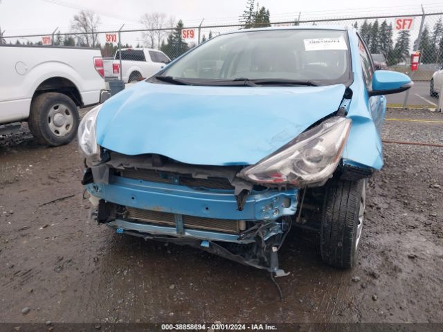 Photo 5 VIN: JTDKDTB3XG1135965 - TOYOTA PRIUS C 