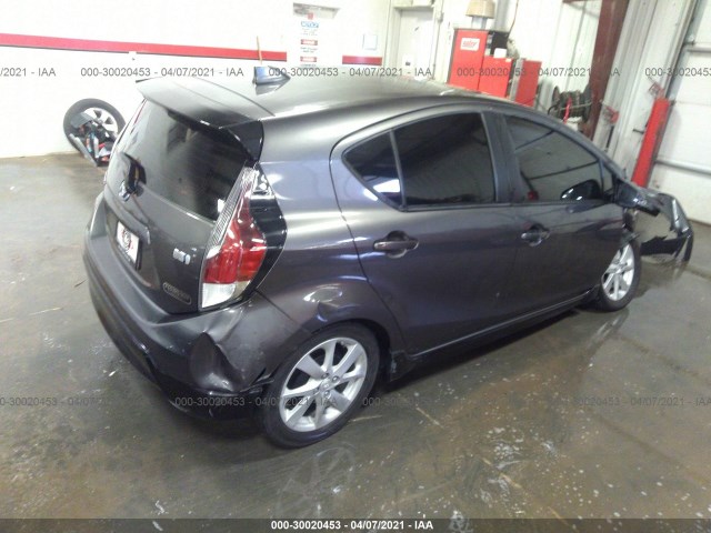 Photo 3 VIN: JTDKDTB3XH1591868 - TOYOTA PRIUS C 