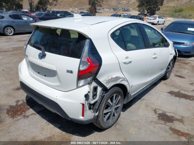 Photo 3 VIN: JTDKDTB3XJ1602650 - TOYOTA PRIUS C 