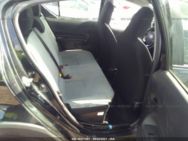 Photo 7 VIN: JTDKDTB3XJ1611414 - TOYOTA PRIUS C 